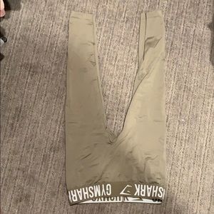Gym Shark Crop Leggings